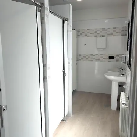 Albergue Anam Cara House *